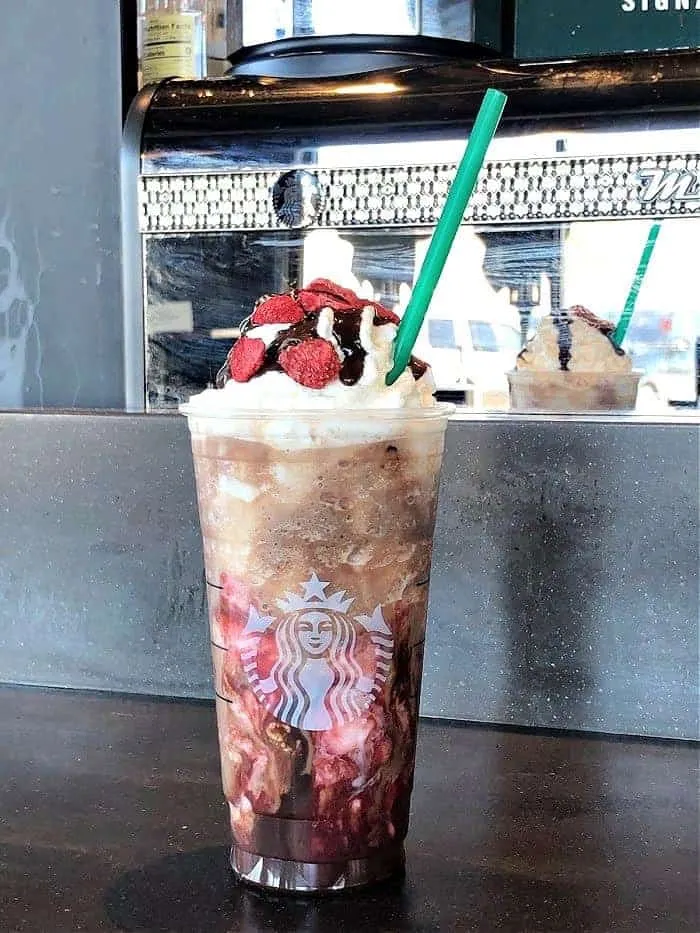 Banana-Berry Mocha Frappuccino