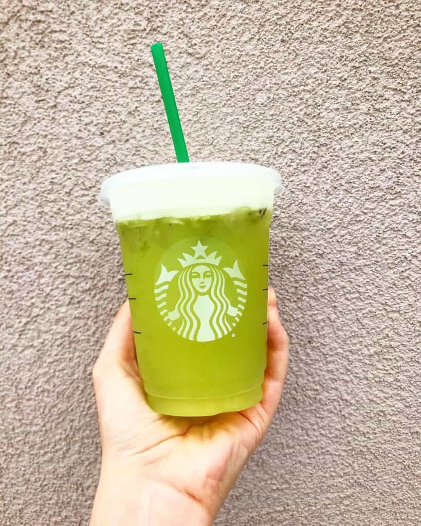 16 Best Non-Coffee Drinks at Starbucks That Will Refresh You