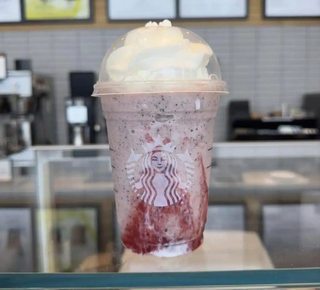 Strawberry Cookies N Creme Cookies Frappuccino