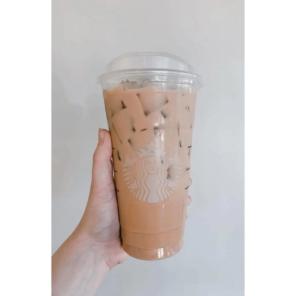 Cinnamon-White-Mocha-Oatmilk-Latte