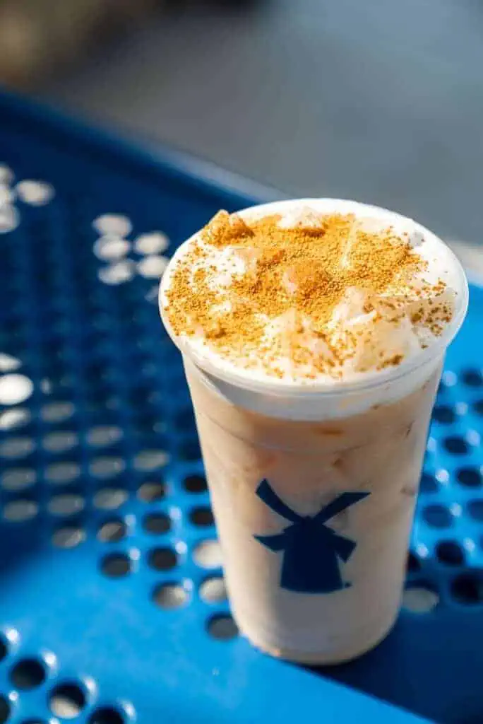Iced Salted Caramel Chai w- Soft Top & Sprinks