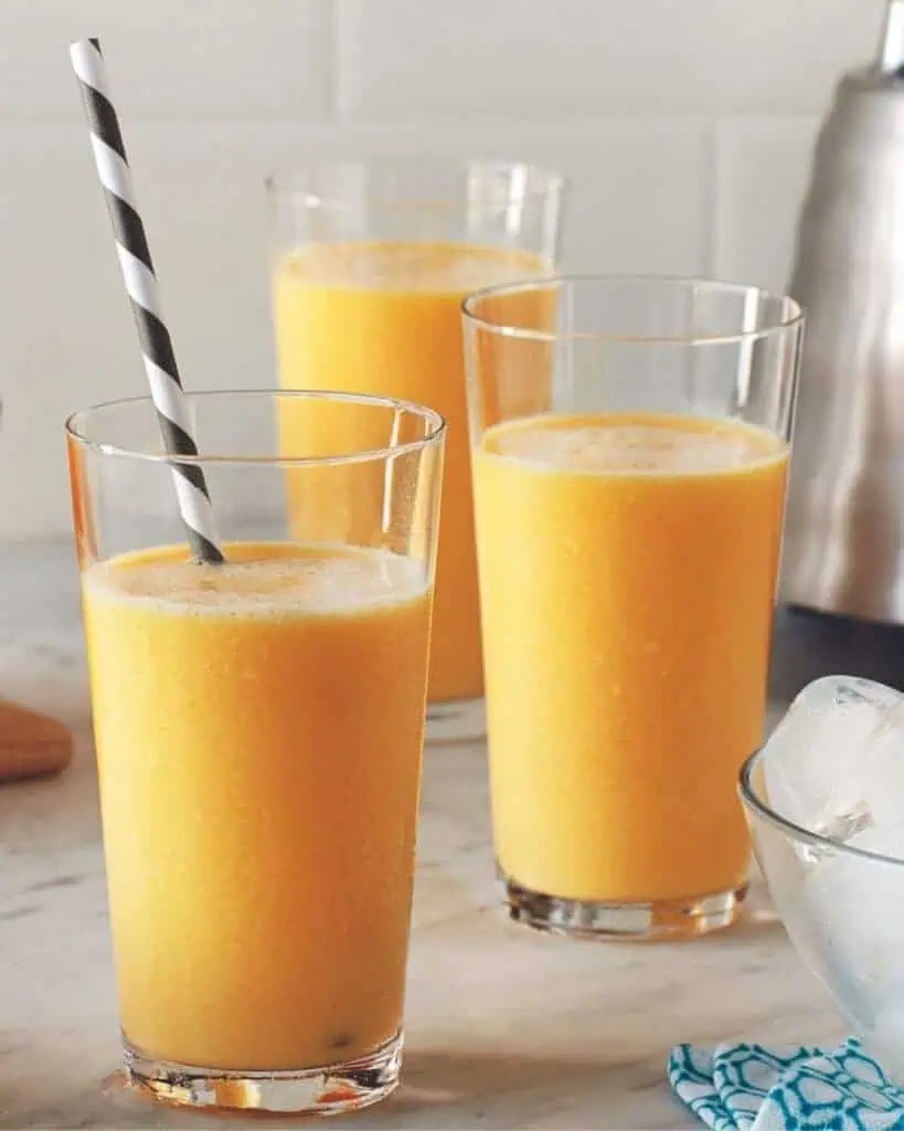Peach-Yogurt-Smoothie