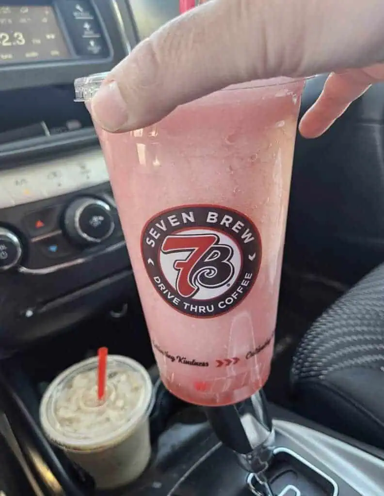 iced lemonade chiller with the fruity roll up flavor