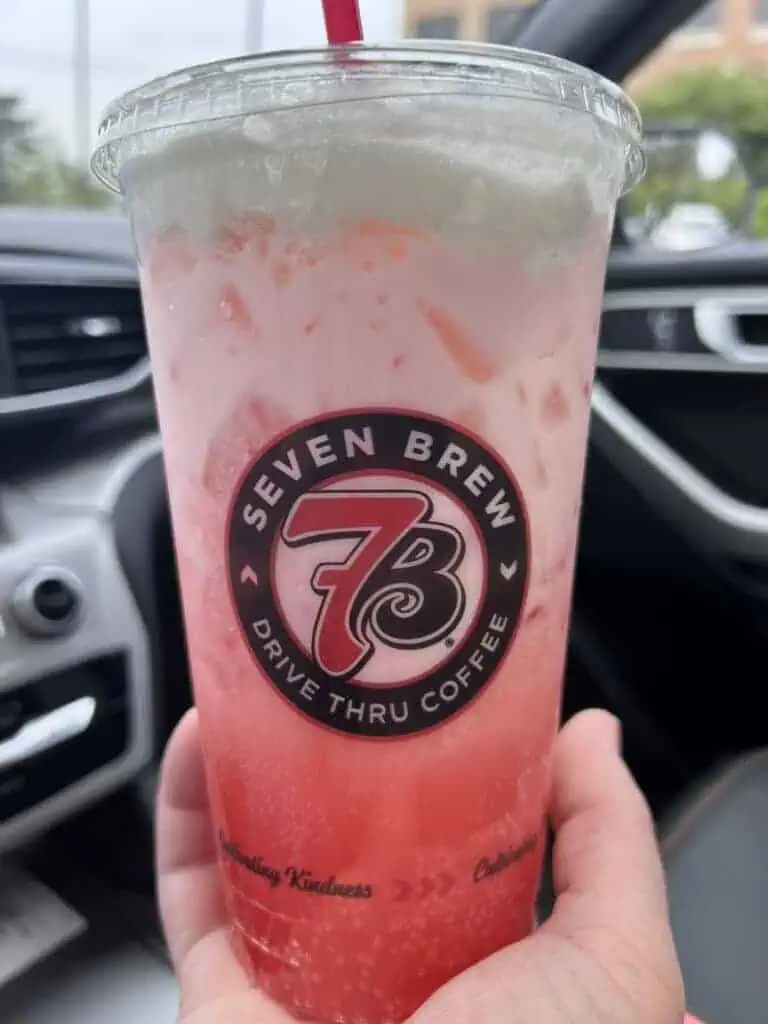 Georgia Peach Fizz with cream and cold foam