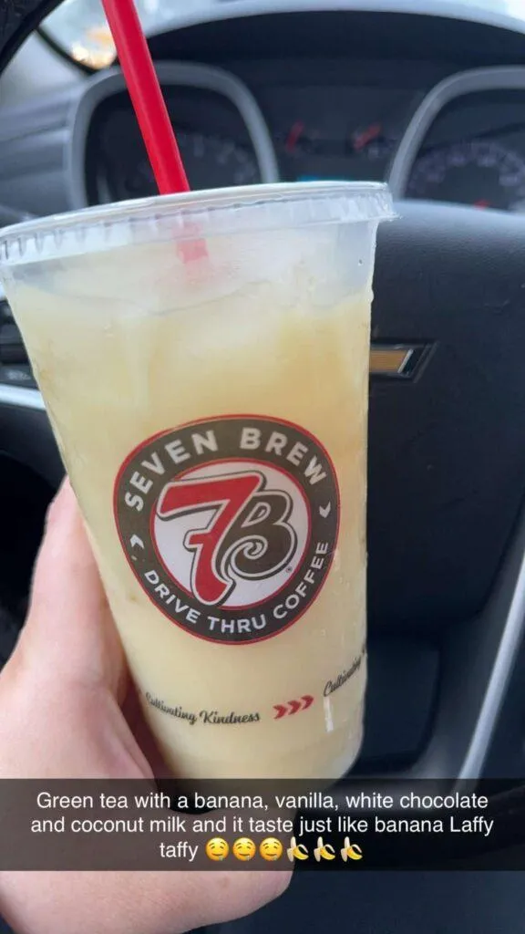 Green tea with a banana, vanilla, white chocolate and coconut milk