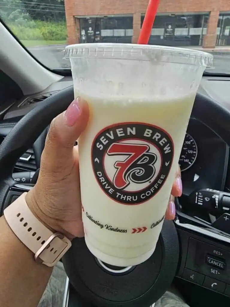 Lemonade freeze with mango and pineapple