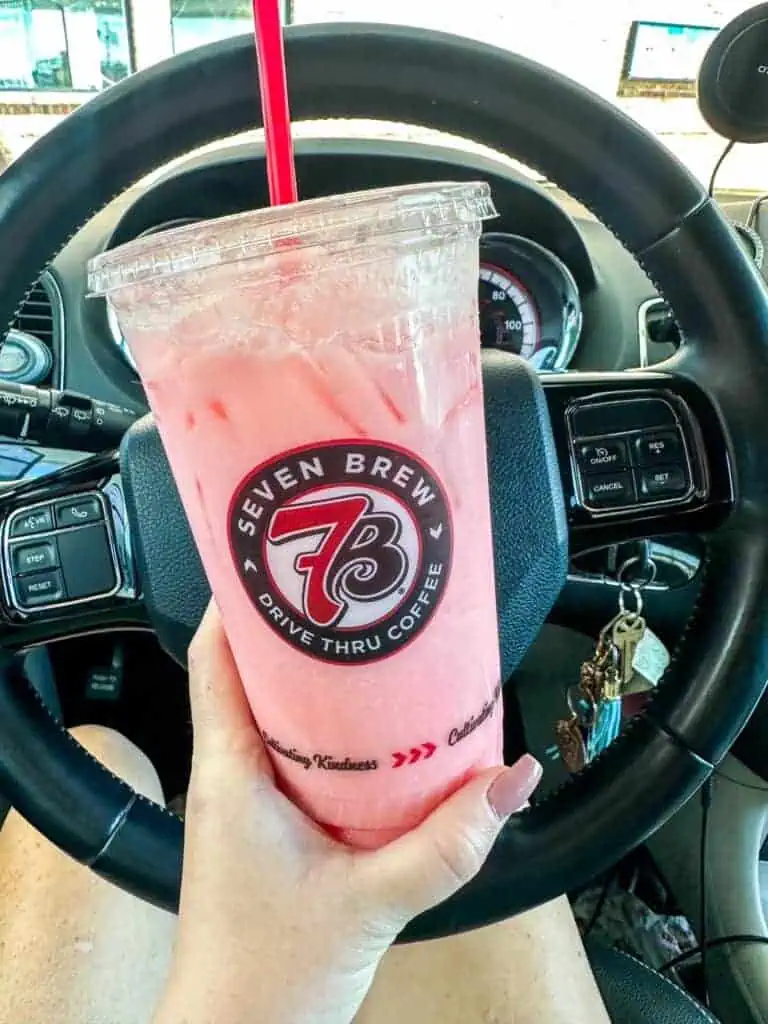 Tiger’s Blood energy 2x sweet with raspberry, white chocolate sauce, and 2 scoops of cream