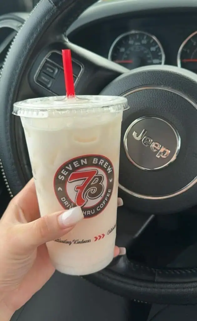 Vanilla shake with Banana, coconut and guava