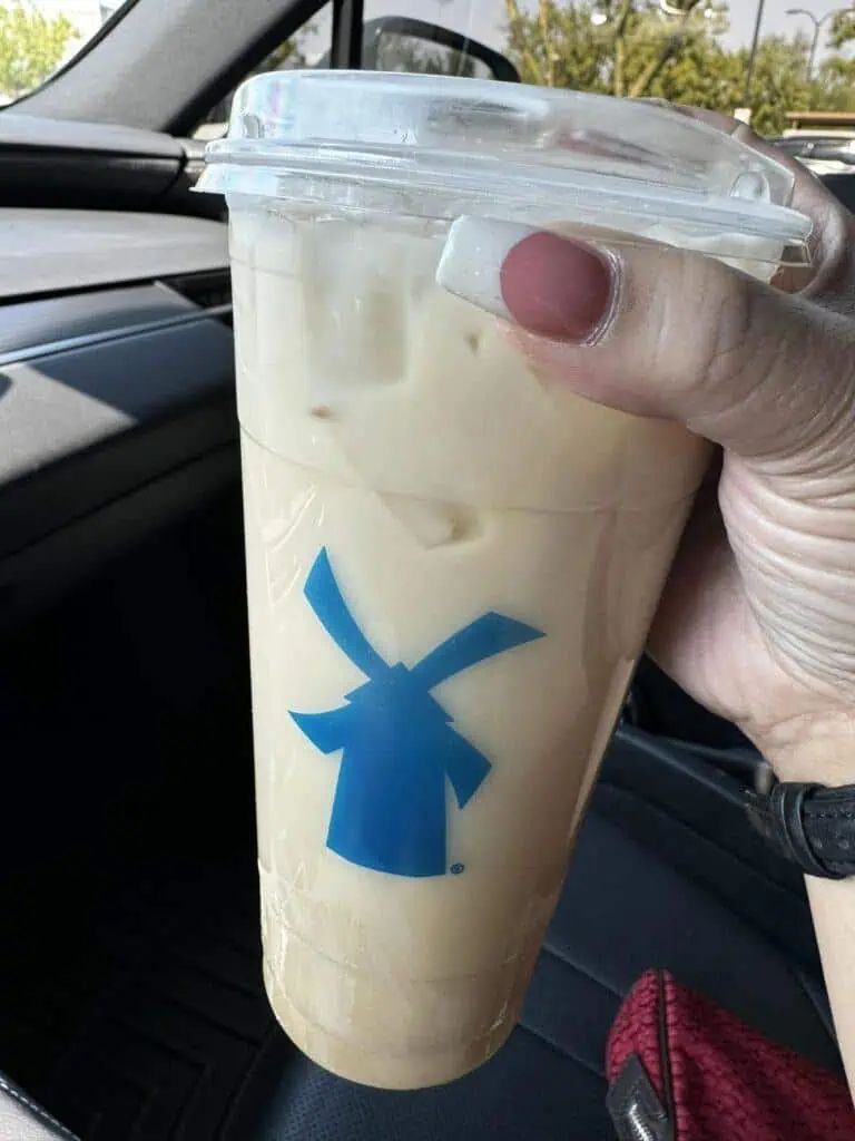 Coconut White Coffee Iced Chai