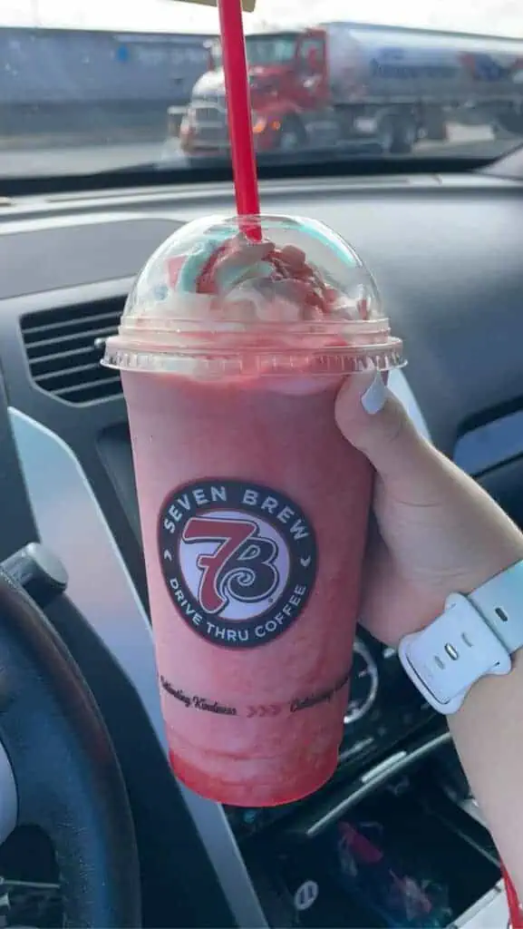 Strawberry Cupcake smoothie w: strawberry drizzle