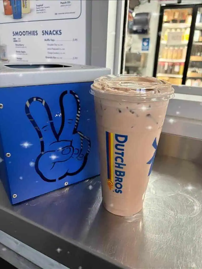 iced white chocolate banana vanilla mocha