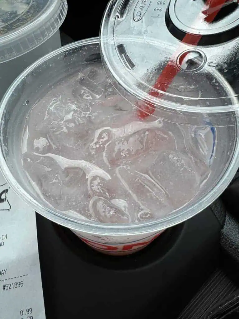 large water with sugar free blackberry, sugar free peach, and sweetcream