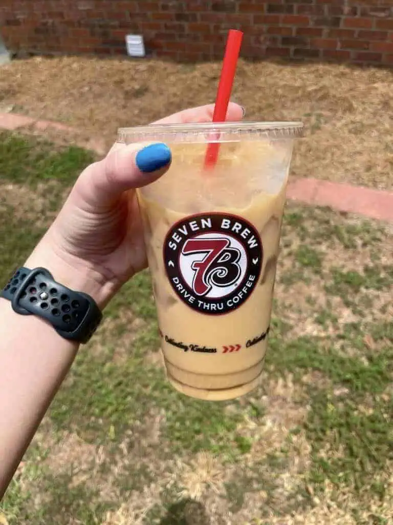 medium iced OAT MILK sugar-free Blondie