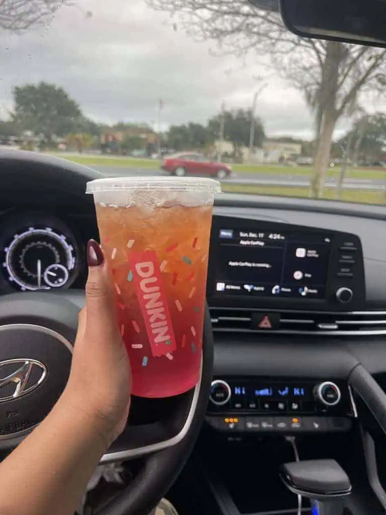 strawberry refresher with sweet tea