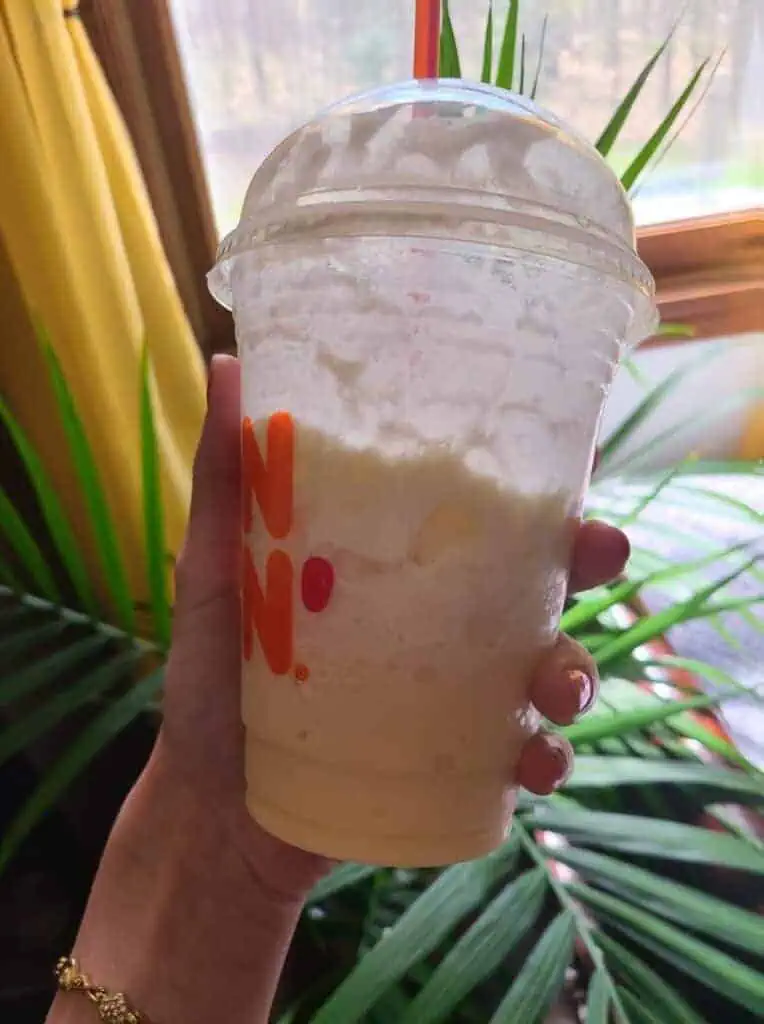 vanilla bean coolatta with butter pecan swirl