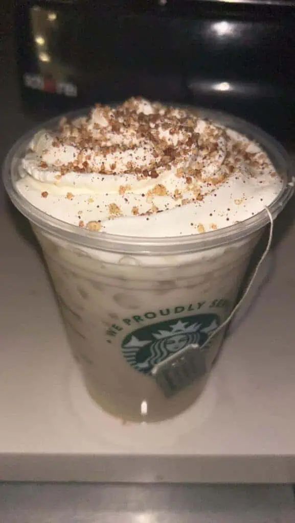 Grande iced  (London fog) black tea