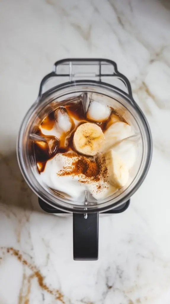 Cinnamon Roll Coffee Smoothie